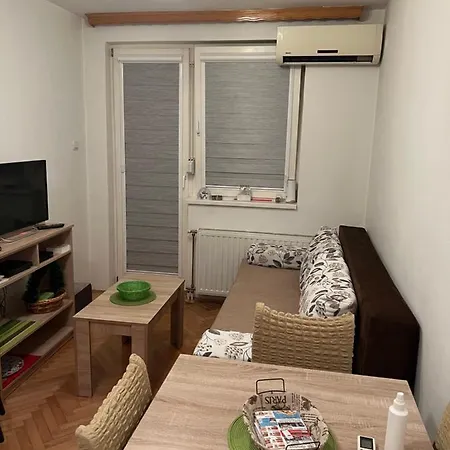 Apartman T.A. Daire Bijeljina Dış mekan fotoğraf