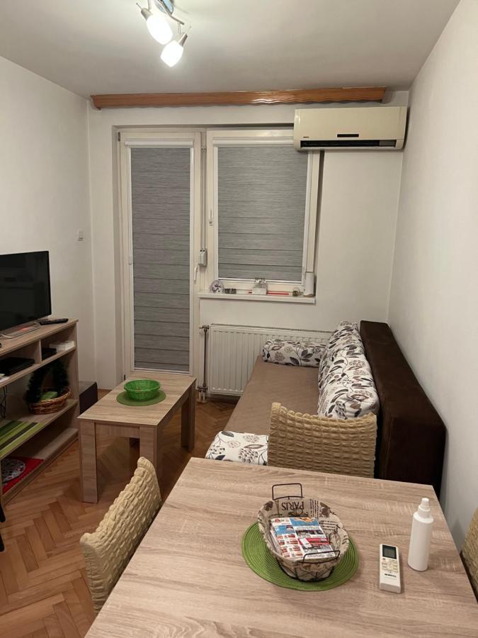 Apartman T.a. Apartment *